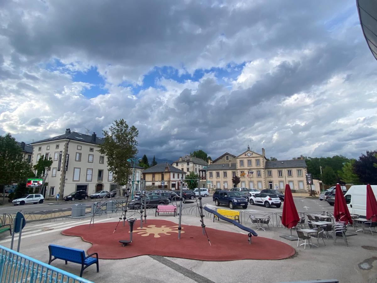 Loft De La Place Bourg-Madame Exterior foto